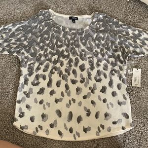 ANA Snow Leopard Sweater size medium
